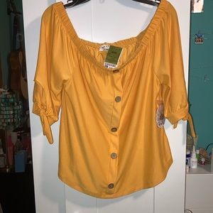 Yellow top, Love and Joy, Medium